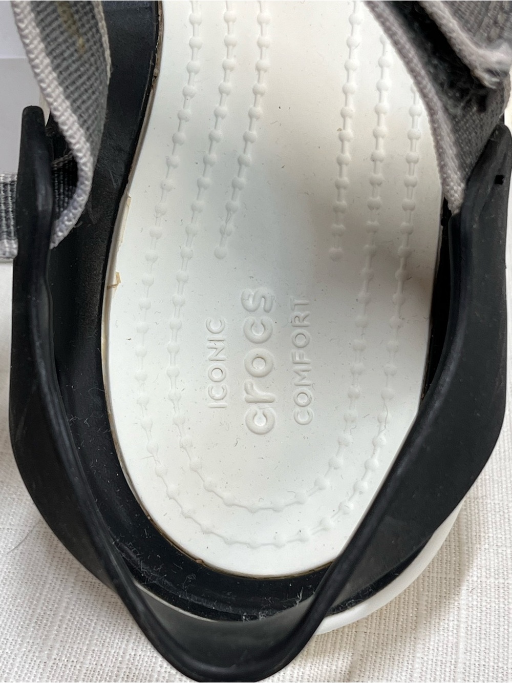 Crocs Strappy Sandals W8 Black White Gray Comfort Casual Lightweight - Picture 7 of 8